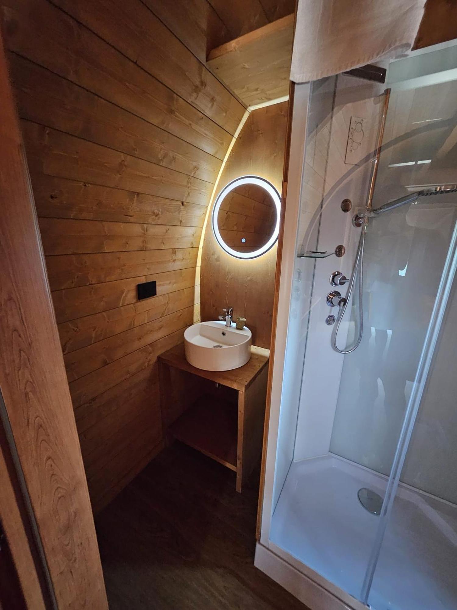 Vicolungo Glamour Lodge & Spa - Free Spa Hot Tub E Sauna Kültér fotó