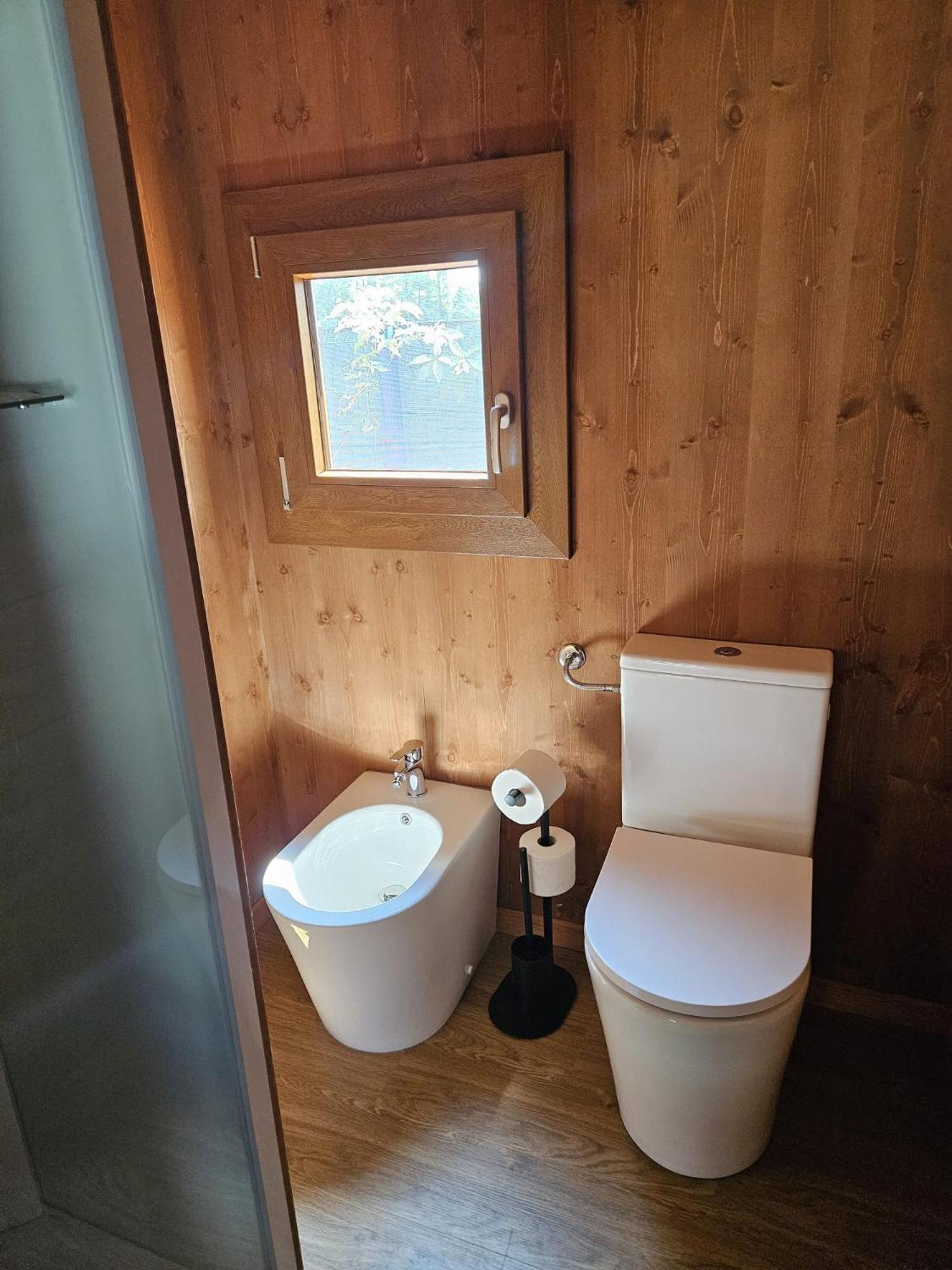 Vicolungo Glamour Lodge & Spa - Free Spa Hot Tub E Sauna Kültér fotó