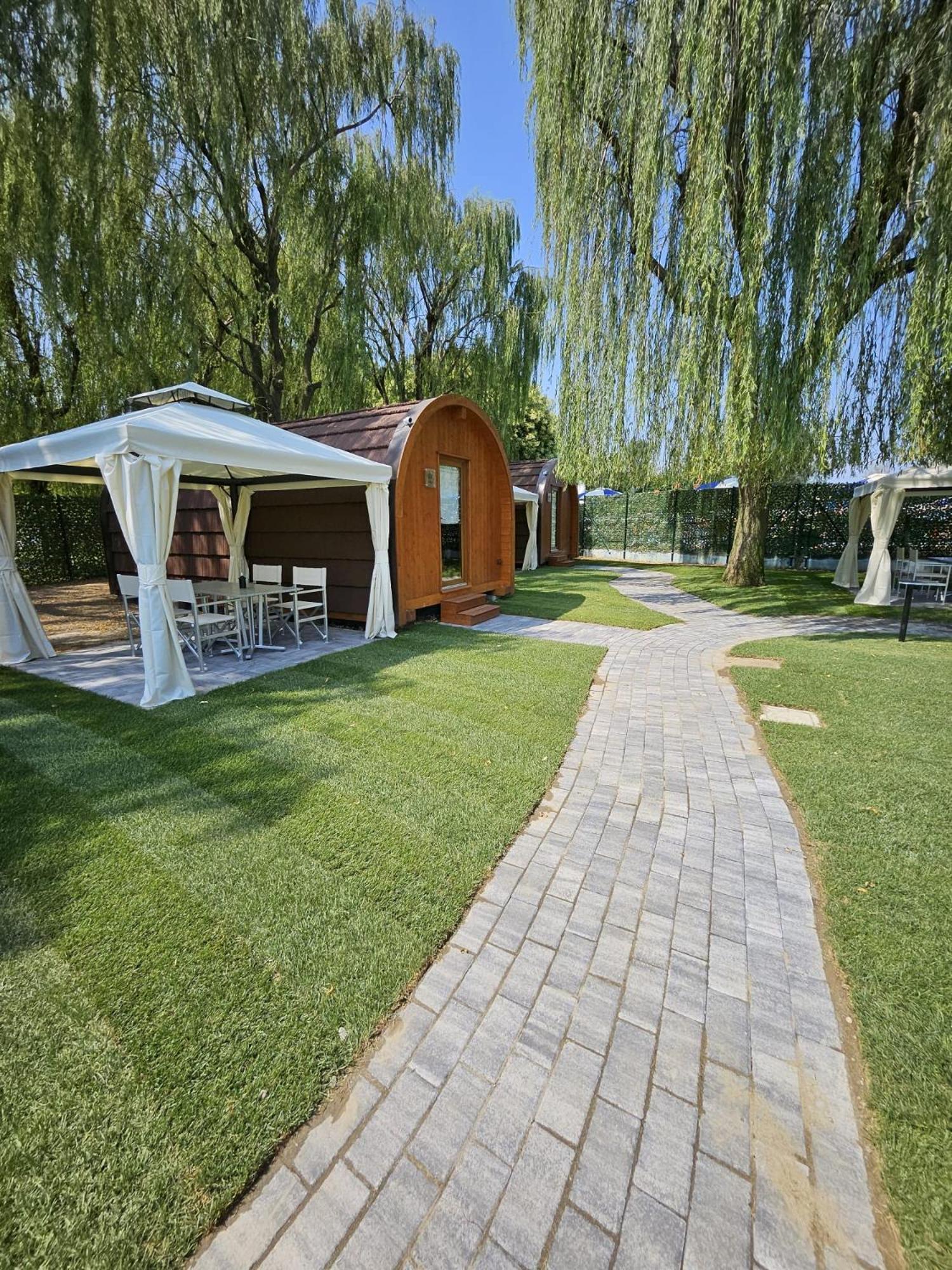 Vicolungo Glamour Lodge & Spa - Free Spa Hot Tub E Sauna Kültér fotó